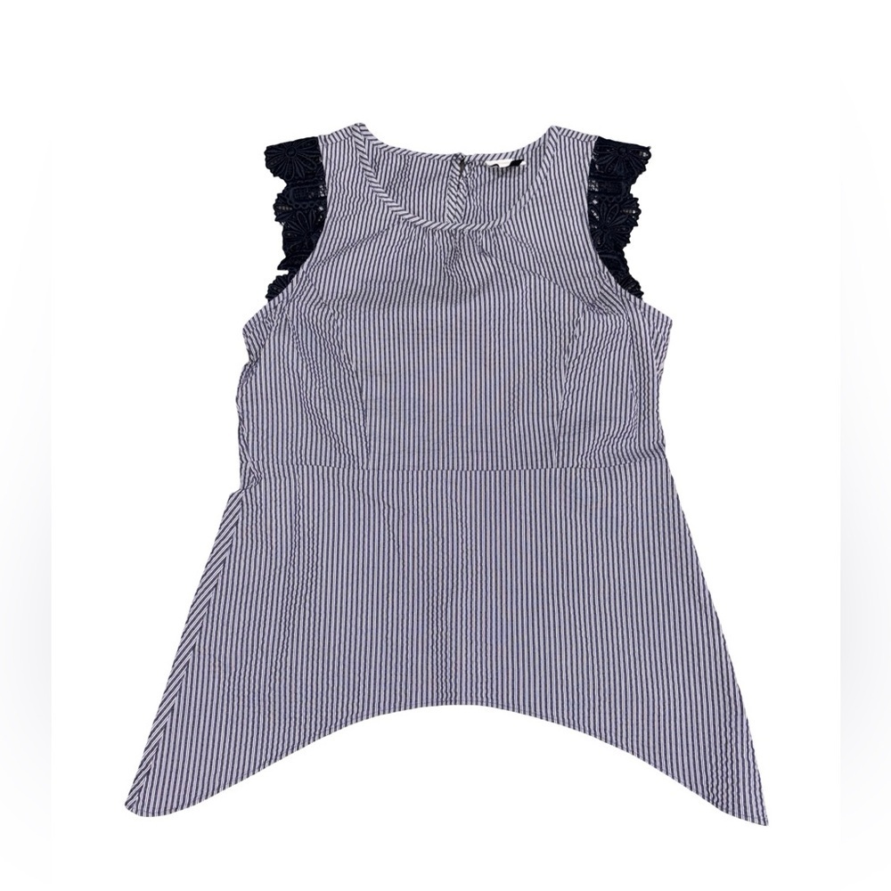 CAbi Blue & White Seersucker Sleeveless Top Size M Lace Shoulder Detail